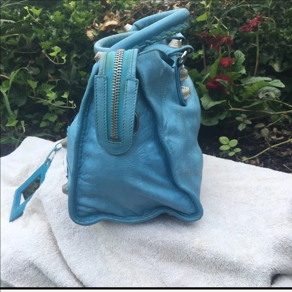 BALENCIAGA PARIS 🎉CITY BAG in First turquoise. - Picture 4 of 12